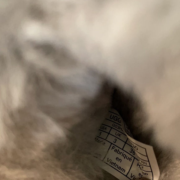 UGG SLIPPERS - Picture 7 of 10